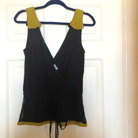 Sass & Bide 100% Silk Sleeveless Top, Black w/ Charteuse Accents- Sz 0 - EUC - Picture 2 of 7